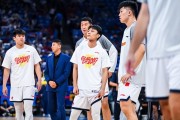 广东队被轰18比0输生死战，奎因没能复刻上一场，杜锋正式表态